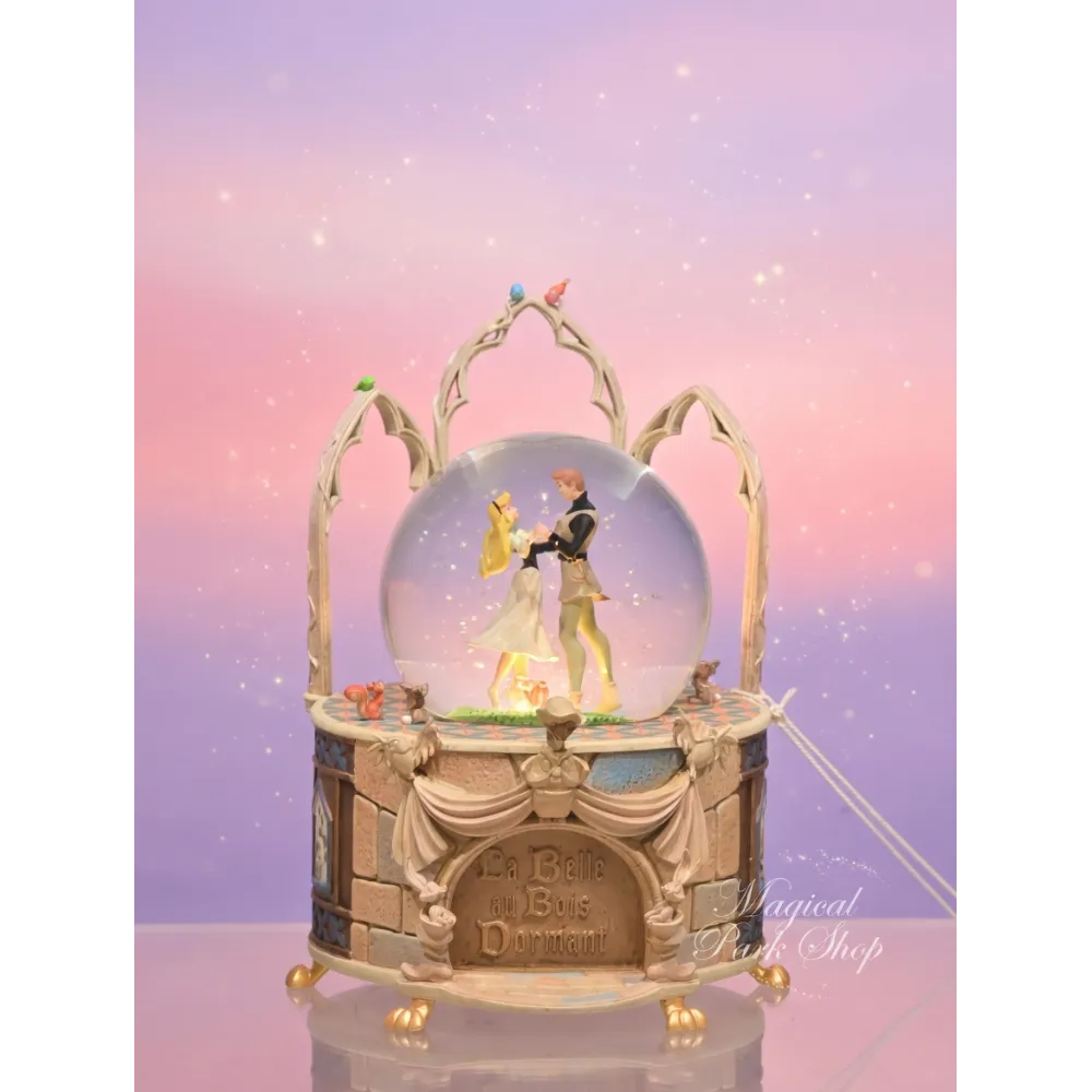 Musical Snowglobe Disney Sleeping Beauty – Romantic Scene Aurora