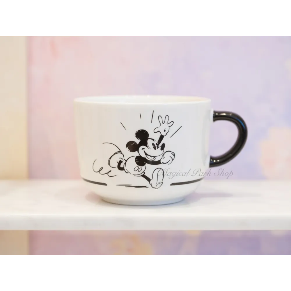 Mickey Mouse Comic-Style Mug – Disneyland Paris black and white