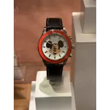 Reloj clásico Disney Mickey – Negro y rojo Disneyland Paris