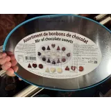 Boîte métal assortiment chocolats Disneyland Paris – personnages Disney 220g