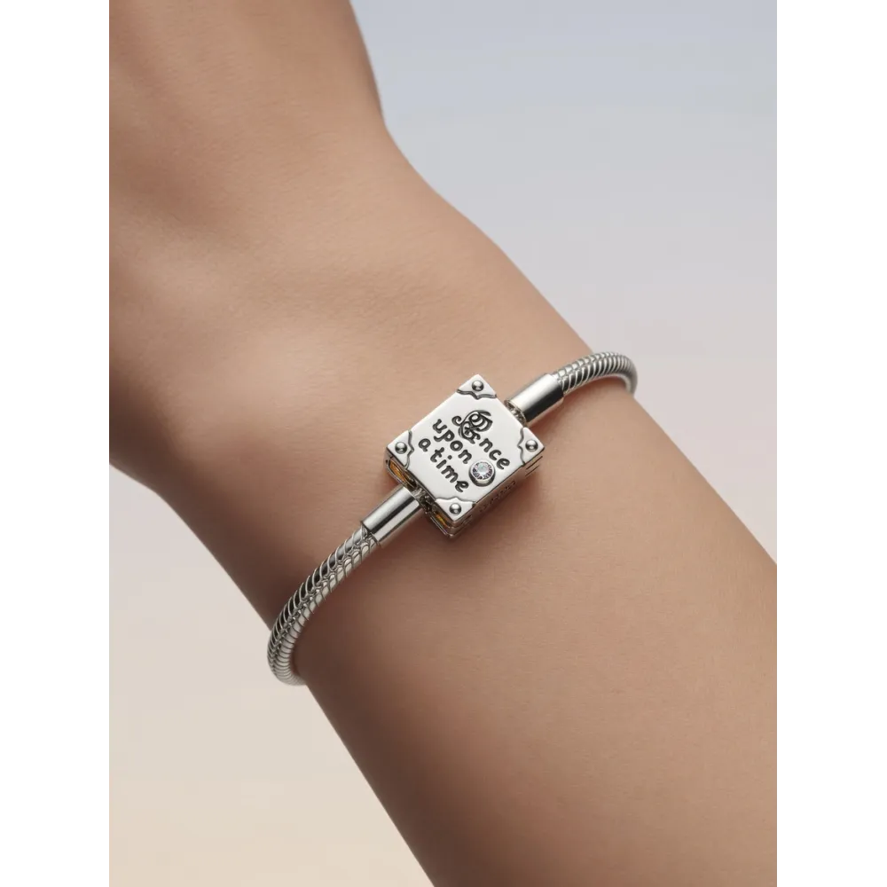 Pandora Disney Once Upon a Time Silberarmband mit Buchverschluss
