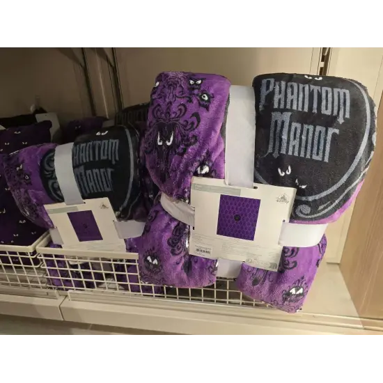 Phantom Manor Disney Wolldecke – Violette Decke