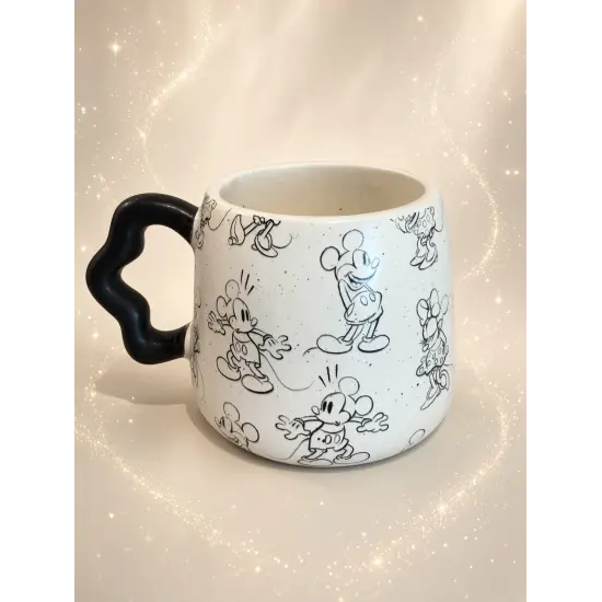 Mug Mickey & Minnie with Mickey silhouette handle – Disney Home