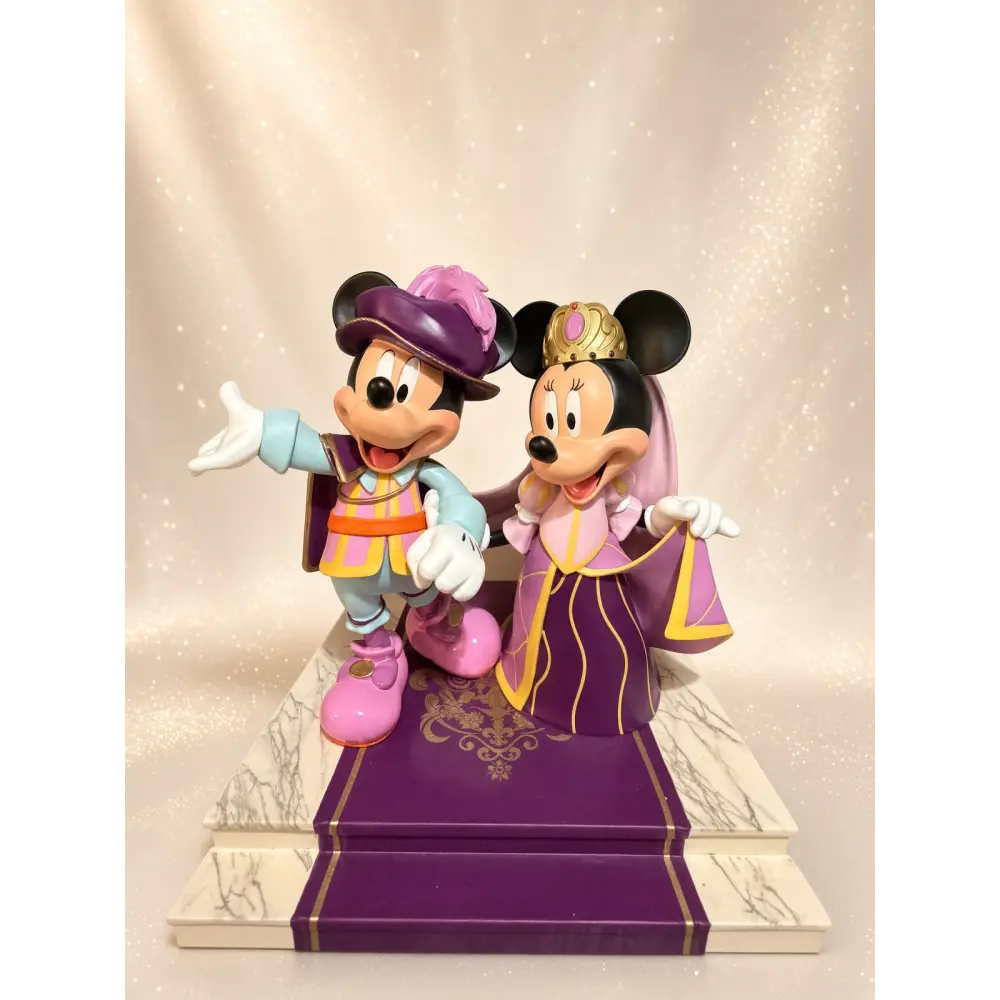 Mickey & Minnie Figurine – Disneyland Hotel – Disneyland Paris