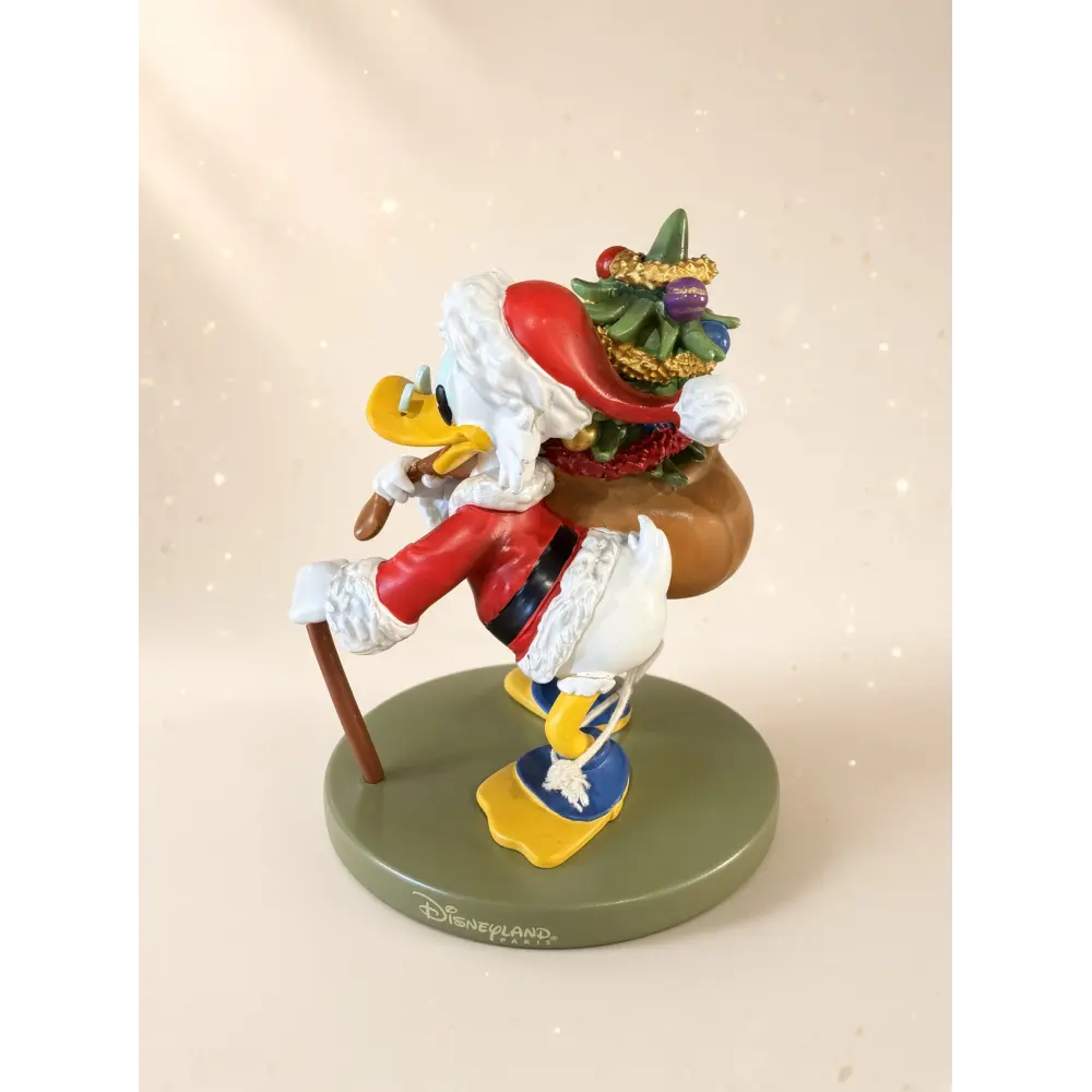 Scrooge McDuck Santa Claus figurine with Christmas tree – Disneyland Paris