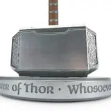 Marteau de Thor Mjolnir Marvel Vault – Réplique avec effets lumineux et sonores