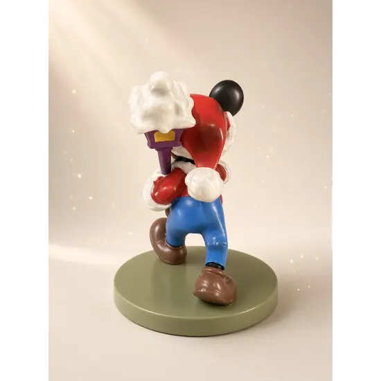 Figura de Mickey Papá Noel con farol y trompetas – Disneyland Paris