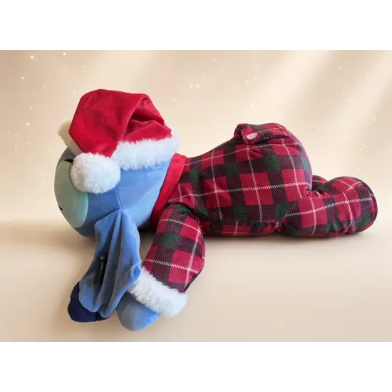Cuddleez plush sleeping Stitch in Christmas pyjamas – Disneyland Paris