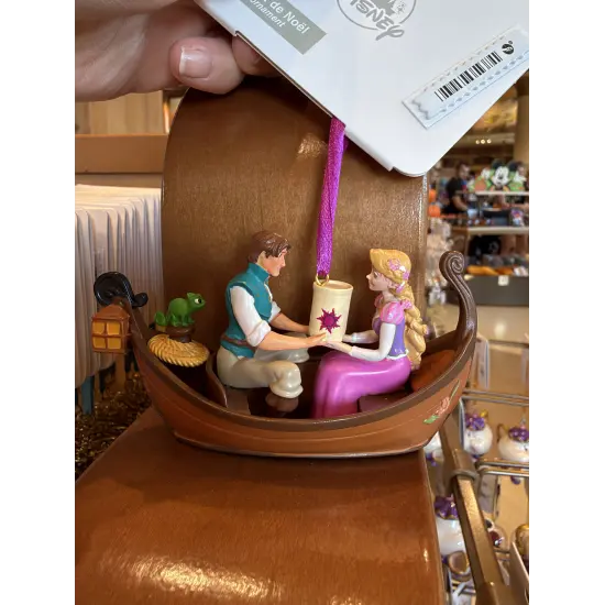 Figurine Disney Raiponce et Flynn Rider dans la barque – Pascal