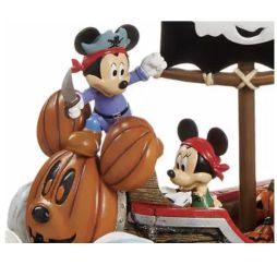 Costco Figurine Bateau Pirates Halloween Disney