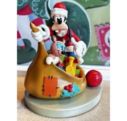 Disney Figurine Noël Dingo Disneyland Paris