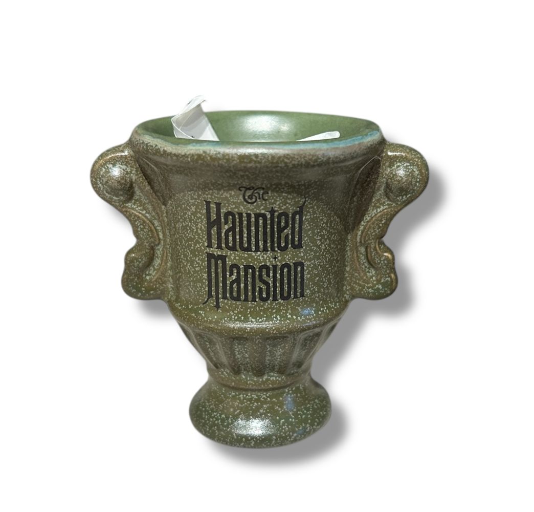 Pot cure dent Haunted Mansion Disneyland Paris