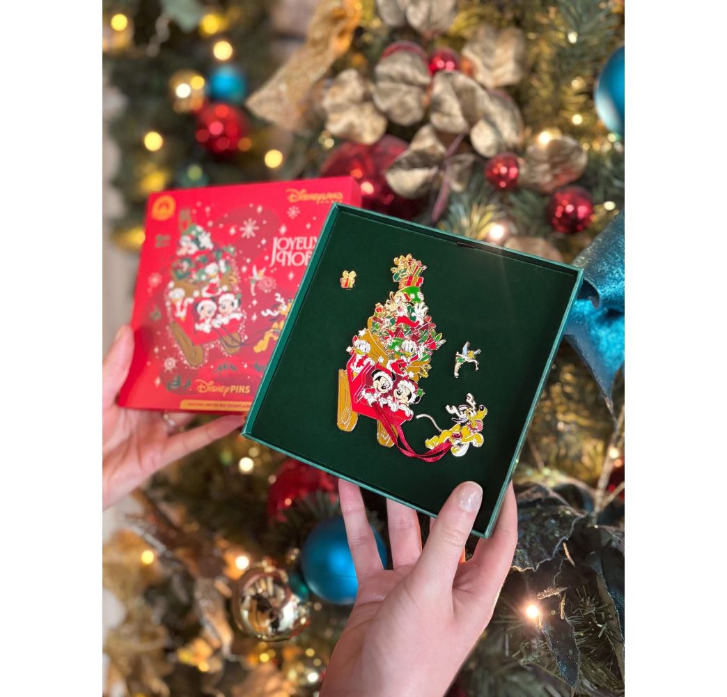 Disney Pin Jumbo Noël  Disneyland Paris limité