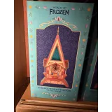Leuchtende Kuckucksuhr aus Arendelle Anna & Elsa – World of Frozen Disneyland Paris