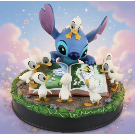 Medium Stitch-Figur mit Disneyland Paris Enten