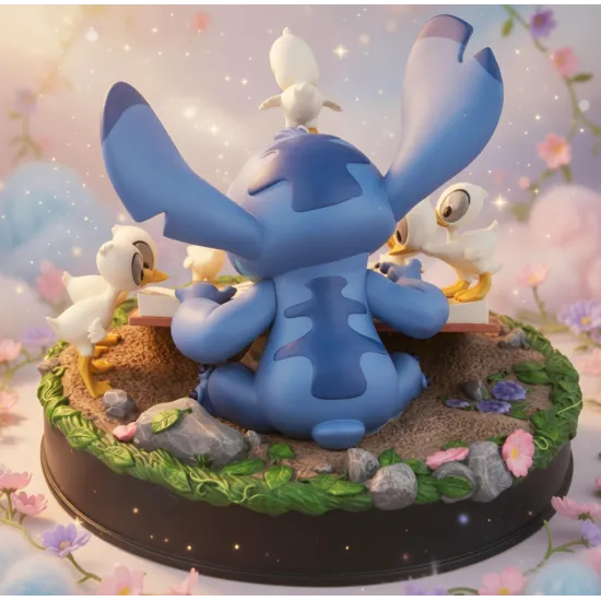 Medium Stitch-Figur mit den Disneyland Paris Enten