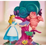 Figurine Alice et le Chat du Cheshire Disney-Alice aux pays des merveilles Disneyland Paris
