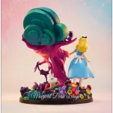 Figurine Alice et le Chat du Cheshire Disney-Alice aux pays des merveilles Disneyland Paris