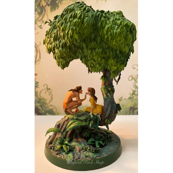 Leuchtfigur Tarzan & Jane – Szene unter dem Baum Disneyland