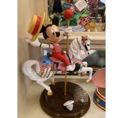 Disney Figurine Med Mickey Jingles 1955 Disneyland Paris